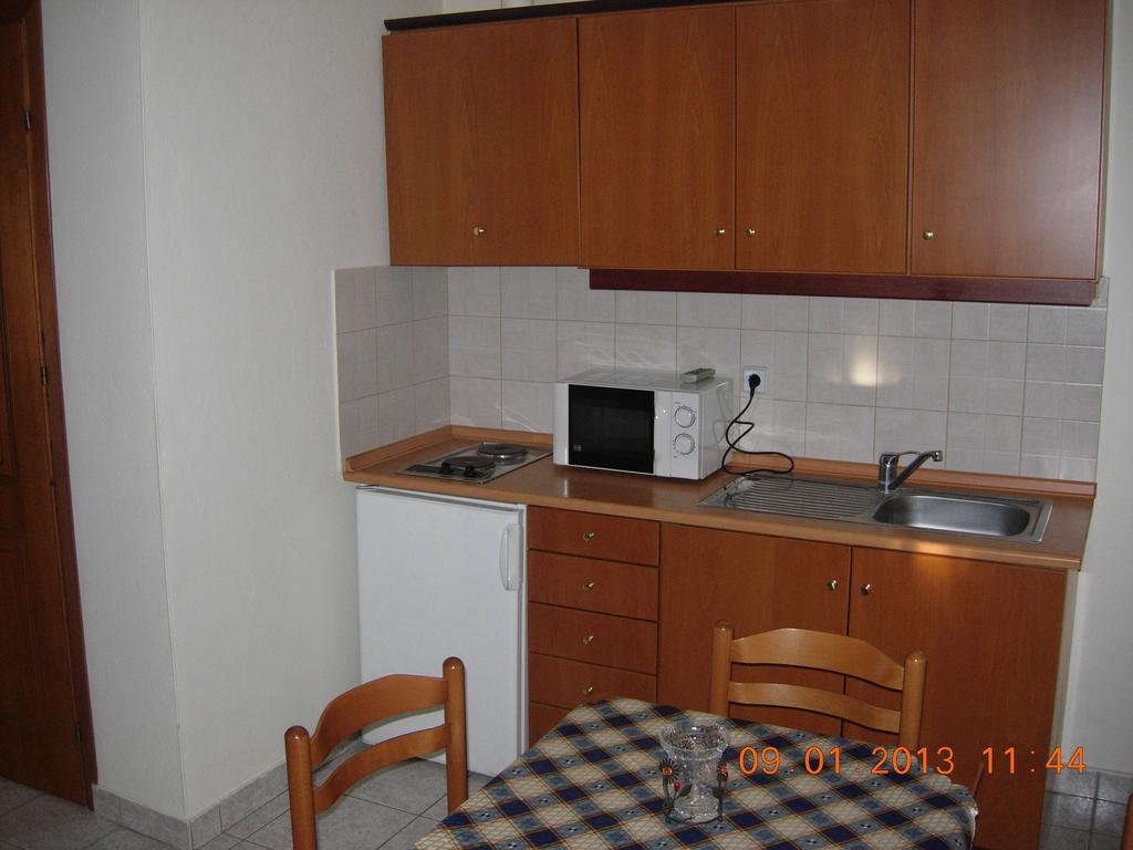Hotel-Apartments La Strada Tycheron Exterior photo